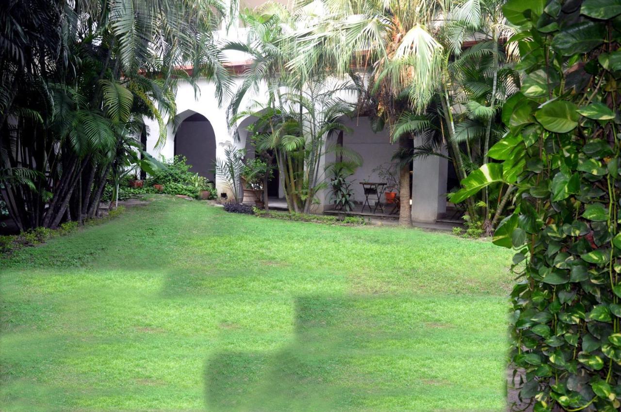Grand Hotel Amritsar Esterno foto