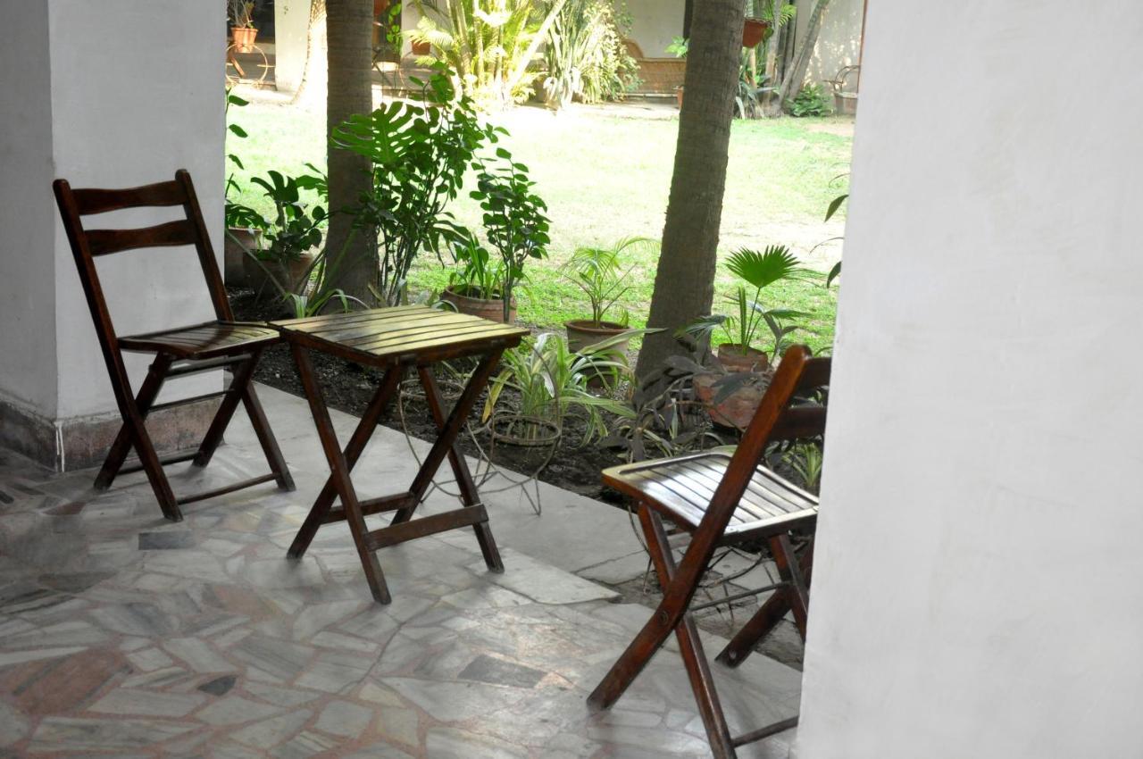 Grand Hotel Amritsar Esterno foto