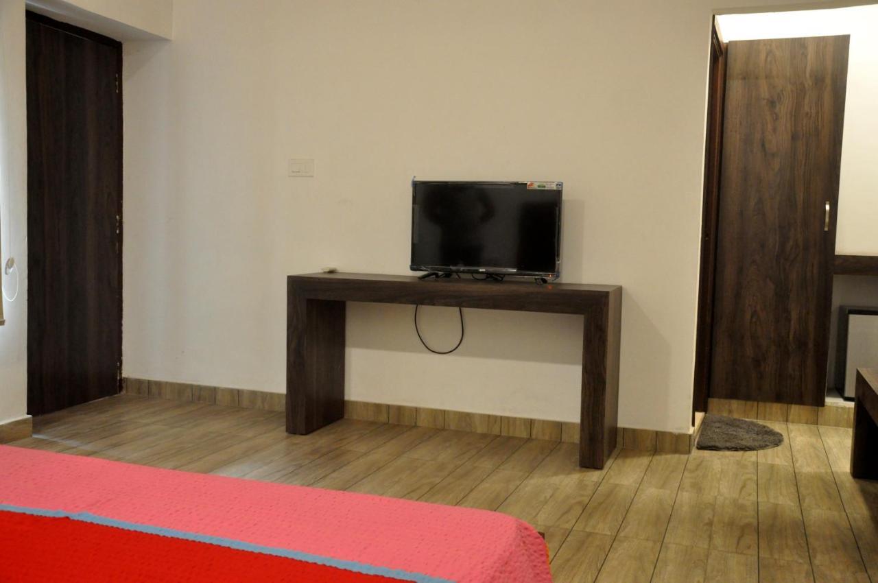 Grand Hotel Amritsar Esterno foto