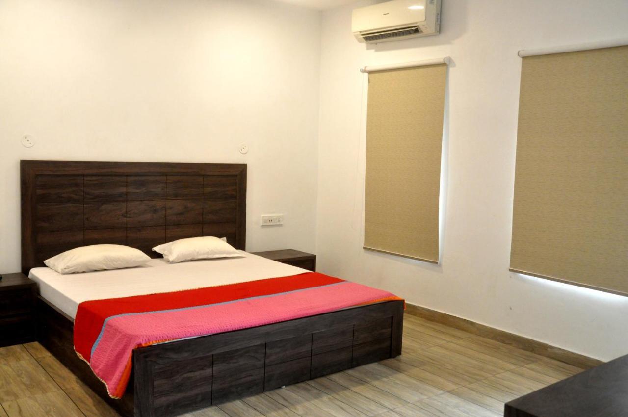 Grand Hotel Amritsar Esterno foto
